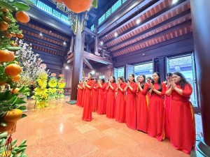 HÀNH TRÌNH TRI ÂN – DÂNG HƯƠNG TẠI ĐỀN THỜ LIỆT SĨ ĐIỆN BIÊN